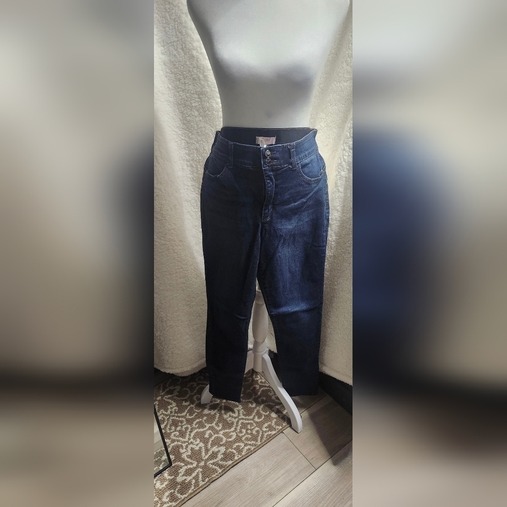Candies Women's Dark Blue Jeans Size: 11